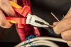 NEO TOOLS Kombinált fogó 160mm 1000V, szigetelt 25 év garanciával 01-240