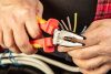 NEO TOOLS Kombinált fogó 160mm 1000V, szigetelt 25 év garanciával 01-240