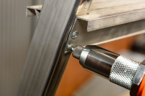 NEO TOOLS Popszegecshúzó 2 karos, egyenes, alu és acél szegecsekhez, 3.2-6.4mm-ig 18-106-1