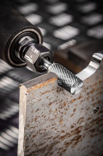 GRAPHITE Keményfém marófej, turbómaró, A, hengeres, 8x20mm, szár méret: 6x45mm 55H351