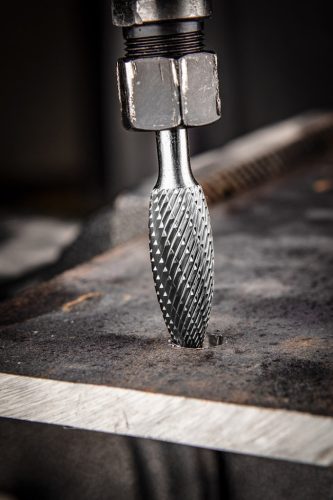 GRAPHITE Keményfém marófej, turbómaró, H lángnyelv, 12x32mm, szár méret: 6x45mm 55H376