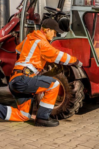 NEO TOOLS Láthatósági Munkavédelmi kabát, narancssárga, kapucnival, S 81-746-S