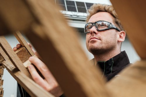 NEO TOOLS Védőszemüveg, polifoam porvédő peremmel, víztiszta lencsékkel, F osztályú ellenállósági osztályú 97-520