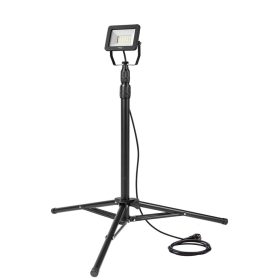   NEO TOOLS Reflektor, állványos 230V/30W, 2700lum SMD led max. 1.8m 2 év garanciával 99-059