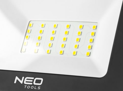 NEO TOOLS Reflektor, talpas 230V/50W, 4500lum, SMD led 2 év garanciával 99-063