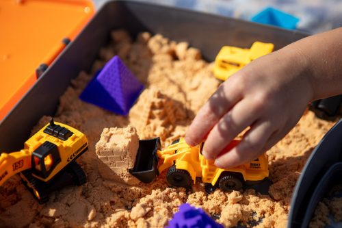 NEO TOOLS Játékszett építőipari gépekkel, kofferben GD042
