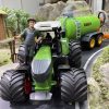 Traktor és Vízpermetező Játékkészlet