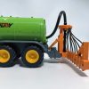 Traktor és Vízpermetező Játékkészlet