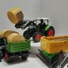 Farm Traktor Kombinációs Készlet 1. kombináció (keskeny kerekes traktor + széna elülső állvány + 1 szénakazal)