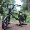 1:8 arányú ötvözetből készült BMX bicikli