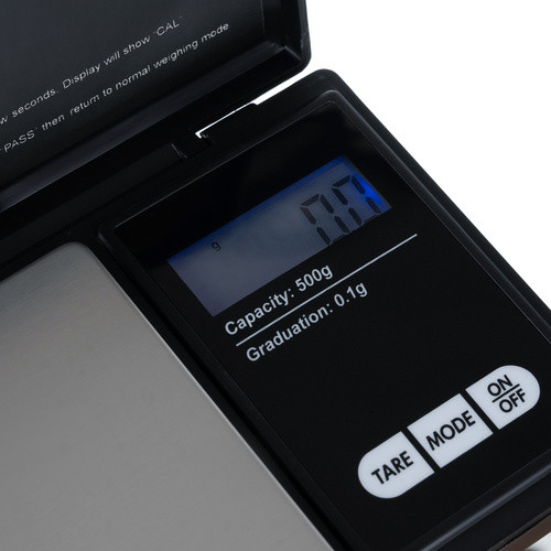 Prémium Pocket Mérleg 500g x 0.1g Pontossággal és Védő Flappal - Modell 23573