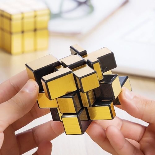 Mágikus Puzzle kocka